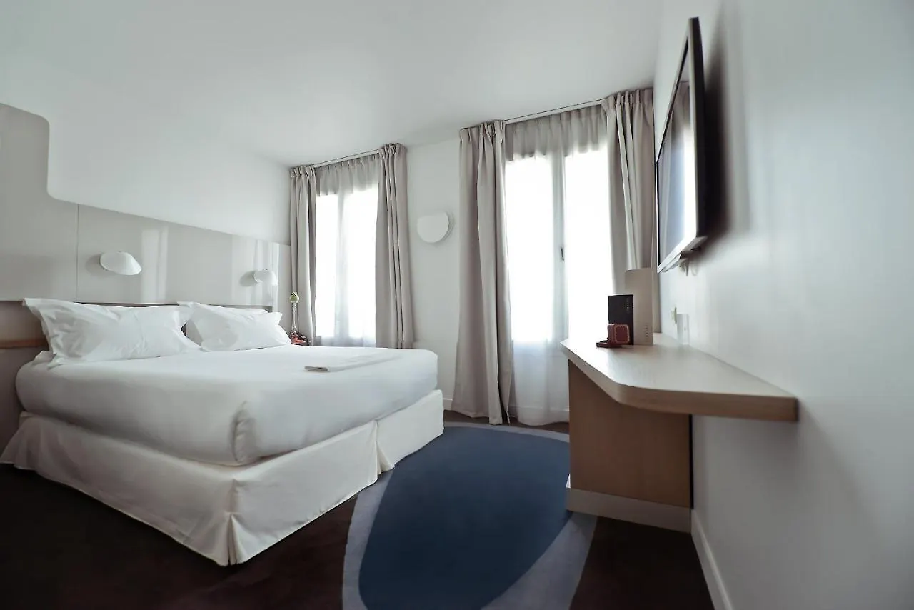 Hotell Le Marcel Gare De L'est 4*